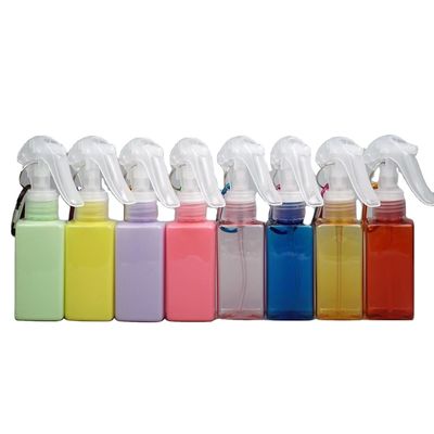 Schermdruk 100 ml PET vierkantvormige trigger sprayer fles met draagbare mentale haak