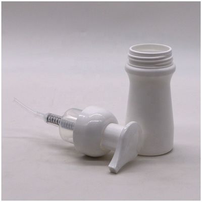 HDPE lotionfles voor PET gezichtsreiniger Mousse Foam Pump Flessen 70mL OEM Op maat