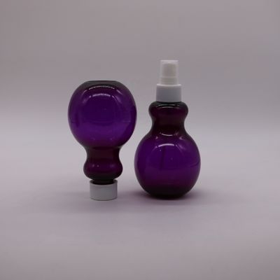 225 ml PET aangepaste kleurparvormige spuitfles voor cosmetische verpakkingsoplossing