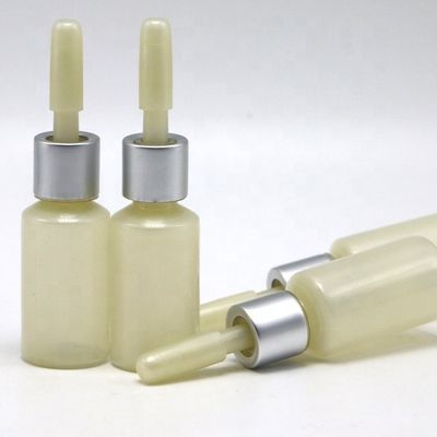 Basismateriaal PET 8 ml druppelfles met op maat gemaakte druppelkap en bevroren afwerking