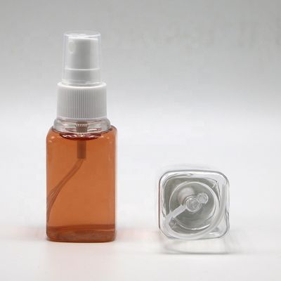 Duidelijke handreiniger lekvrije flessen met een capaciteit van 30 ml en een fijn mistsproeikwart