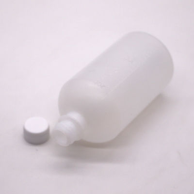 100 ml / 200 ml PE vloeibare fles met weegschaal en kinderbeschermingsdop inbegrepen in het aanbod